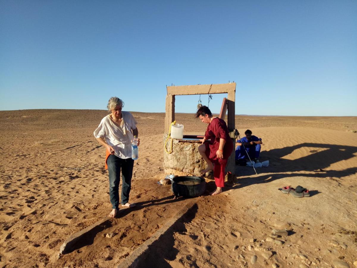 ホテル Sahara Peace Camp ザゴラ エクステリア 写真