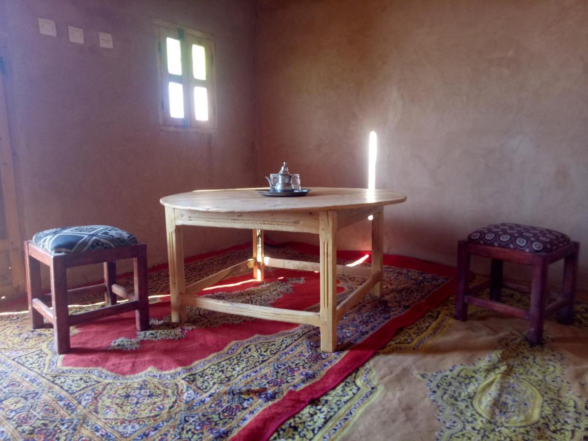 ホテル Sahara Peace Camp ザゴラ エクステリア 写真