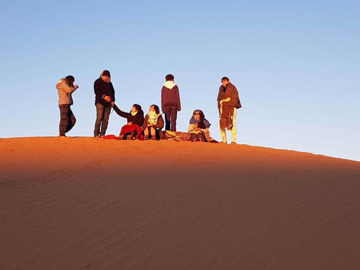 ホテル Sahara Peace Camp ザゴラ エクステリア 写真