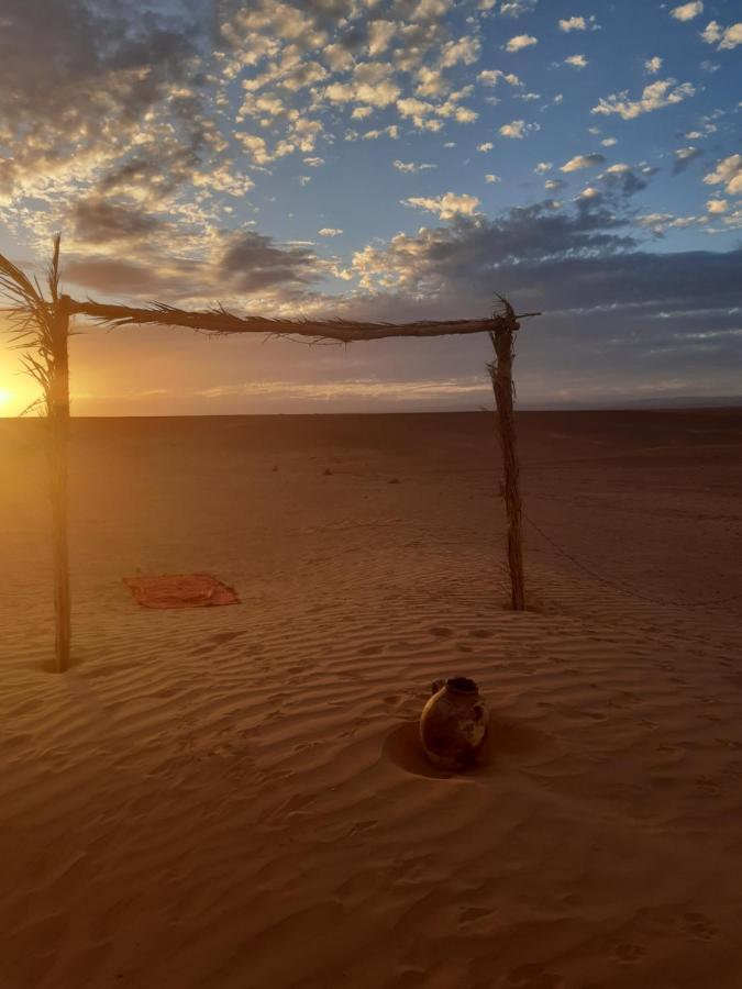 ホテル Sahara Peace Camp ザゴラ エクステリア 写真