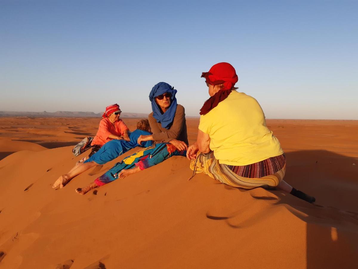 ホテル Sahara Peace Camp ザゴラ エクステリア 写真